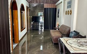 Hospedaje Nacho y Ale 1, con 3 AC, Paso Canoas, CR